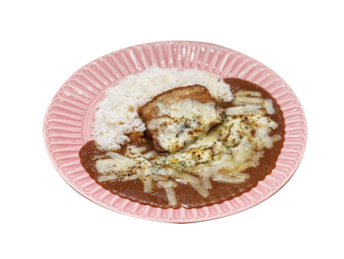 とろとろラフテーチーズカレー　850円