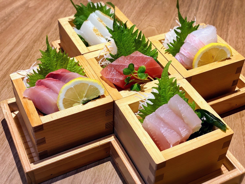 お刺身升盛り５種