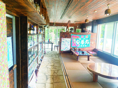 琉宮　店内