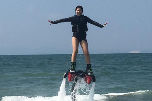 新感覚！ Fly Board