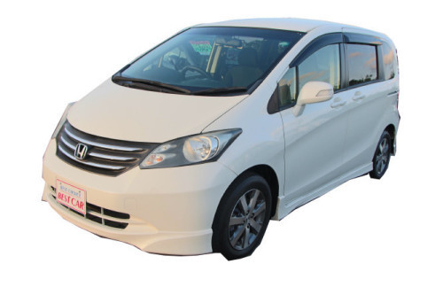 Cクラス　コンパクトカー　フリード等